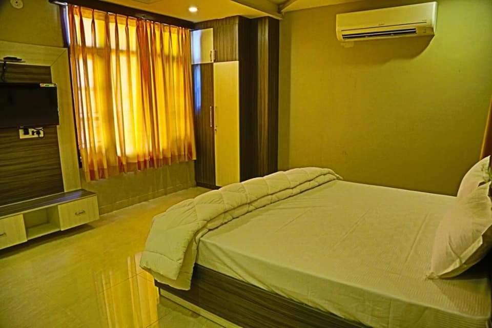 Hotel Hill Vista Удайпур Екстериор снимка