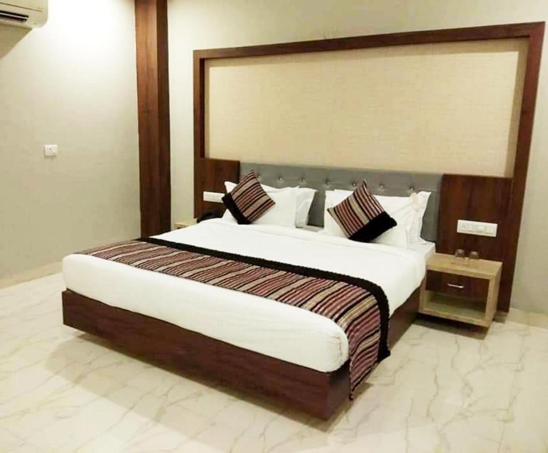 Hotel Hill Vista Удайпур Екстериор снимка