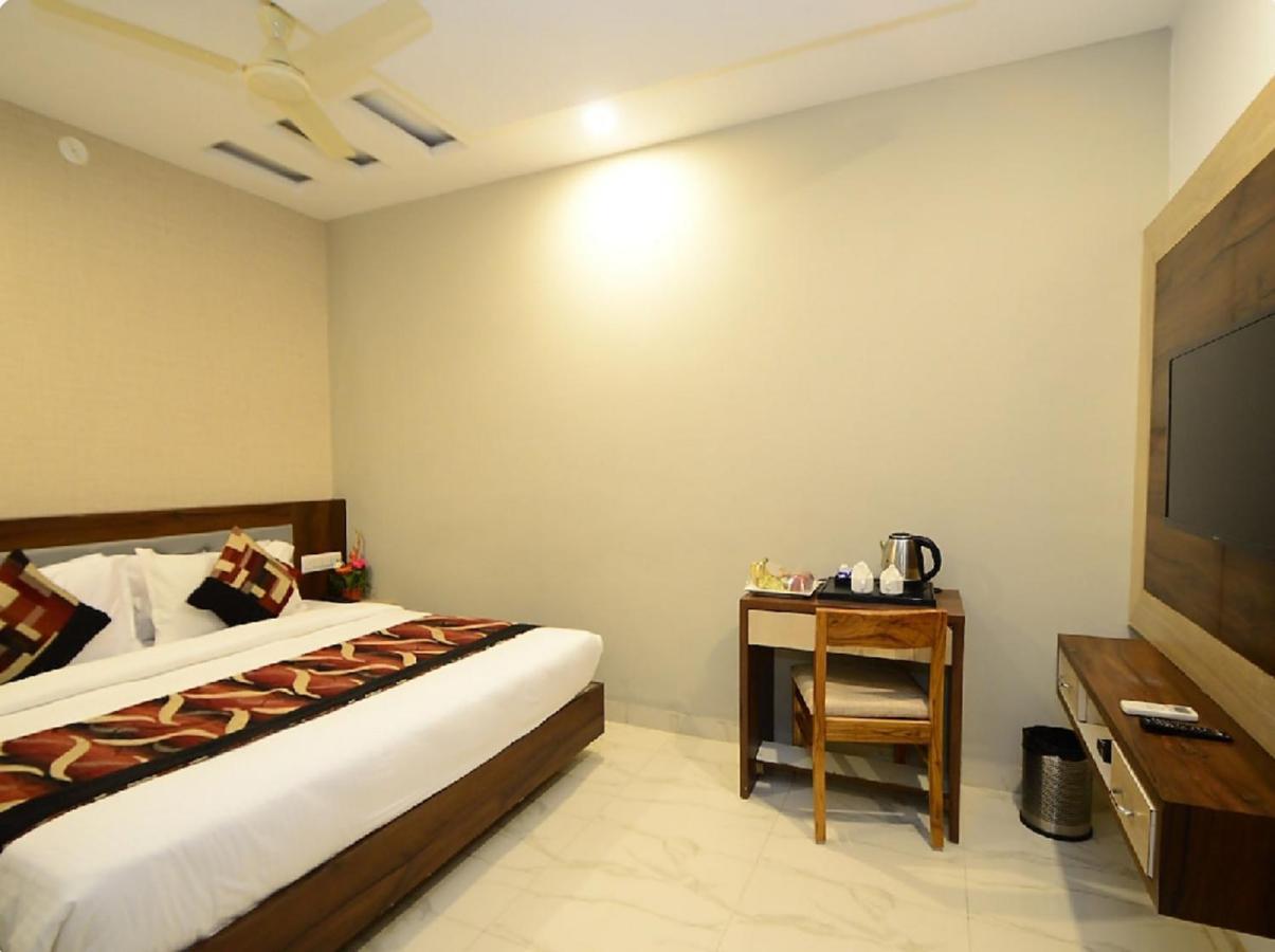 Hotel Hill Vista Удайпур Екстериор снимка